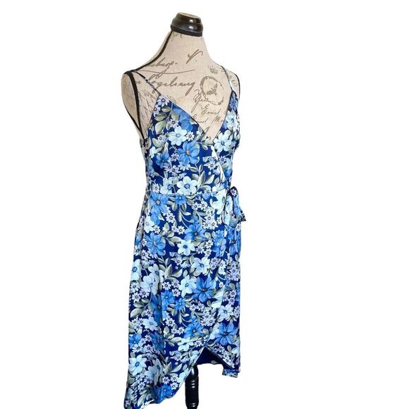 Lulus Womens Dress Size Medium Totally Romantic Quiet Luxury Floral Wrap Midi - Picture 5 of 14